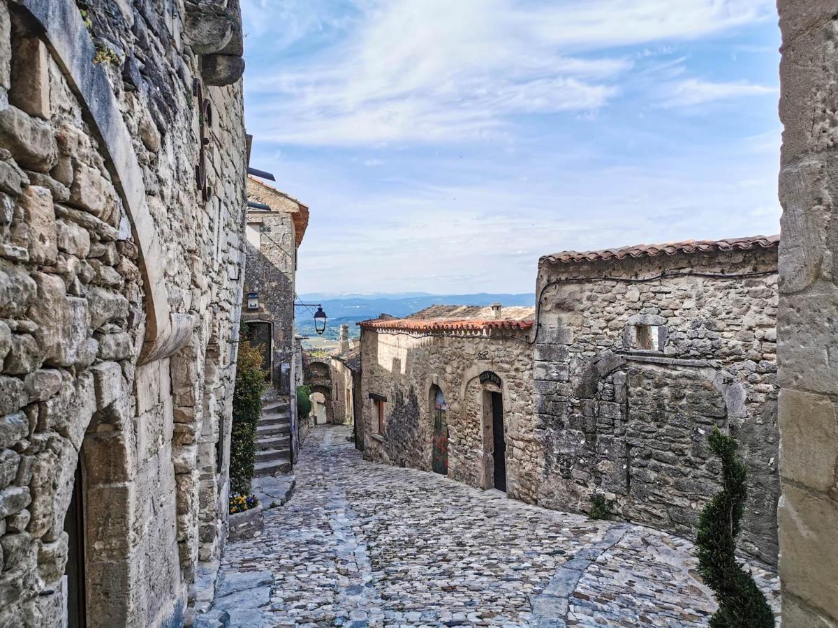 Les Cabanes De La Fontaine Lacoste  Dış mekan fotoğraf