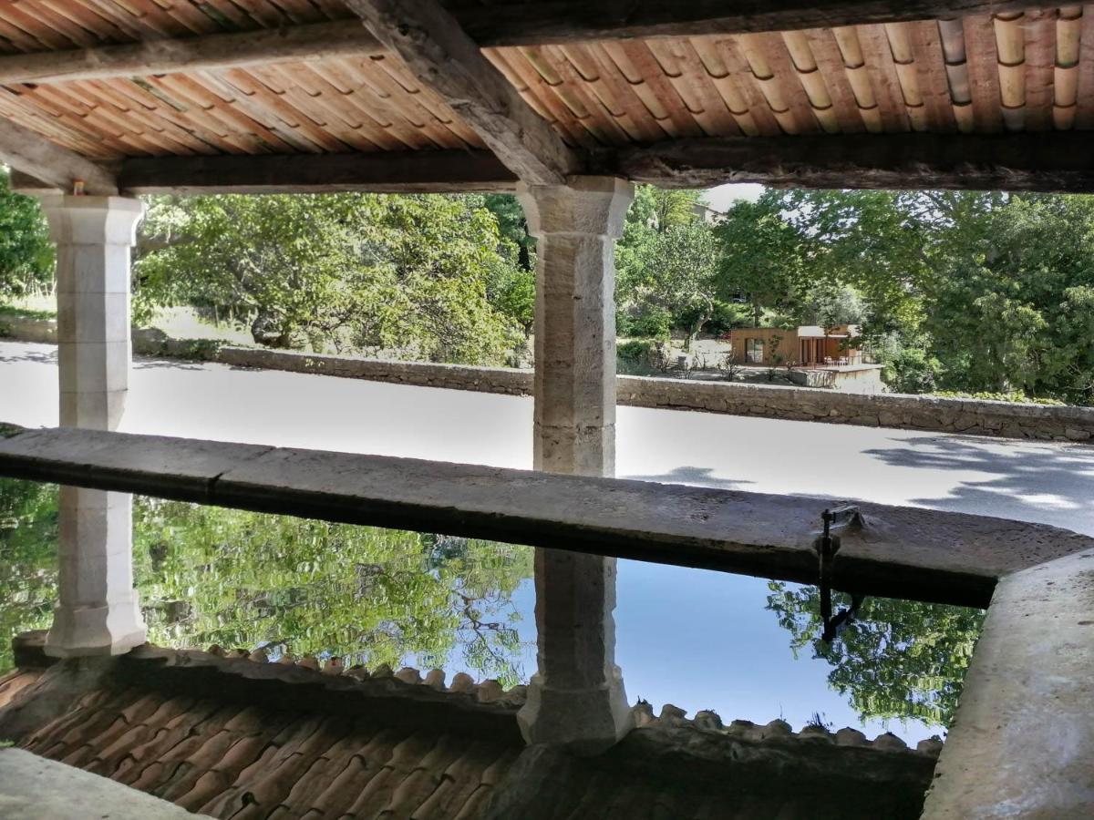 Les Cabanes De La Fontaine Lacoste  Dış mekan fotoğraf