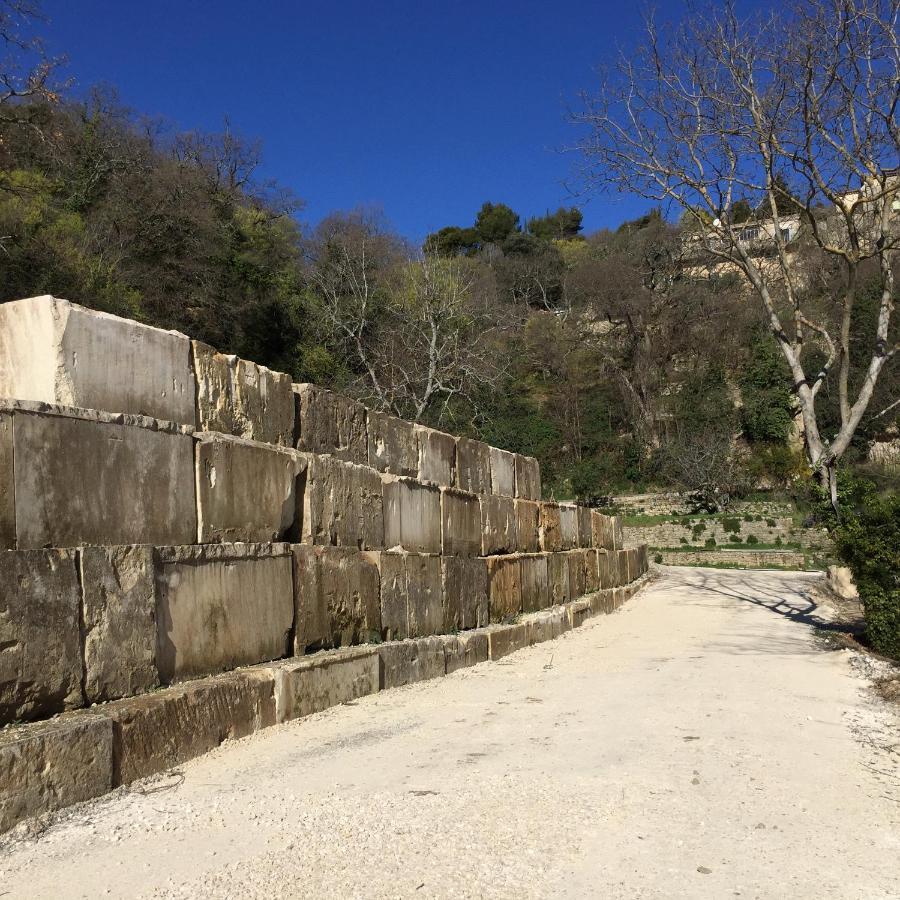 Les Cabanes De La Fontaine Lacoste  Dış mekan fotoğraf